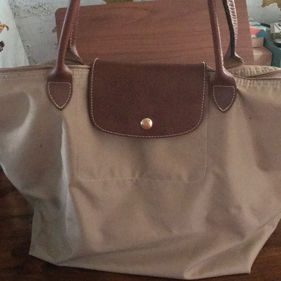 Longchamp Handbags - Longchamp L